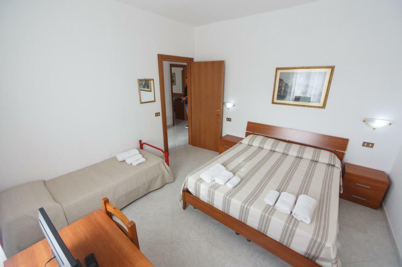 Casa Vacanze L'Orizzonte Aparthotel Valderice Eksteriør bilde