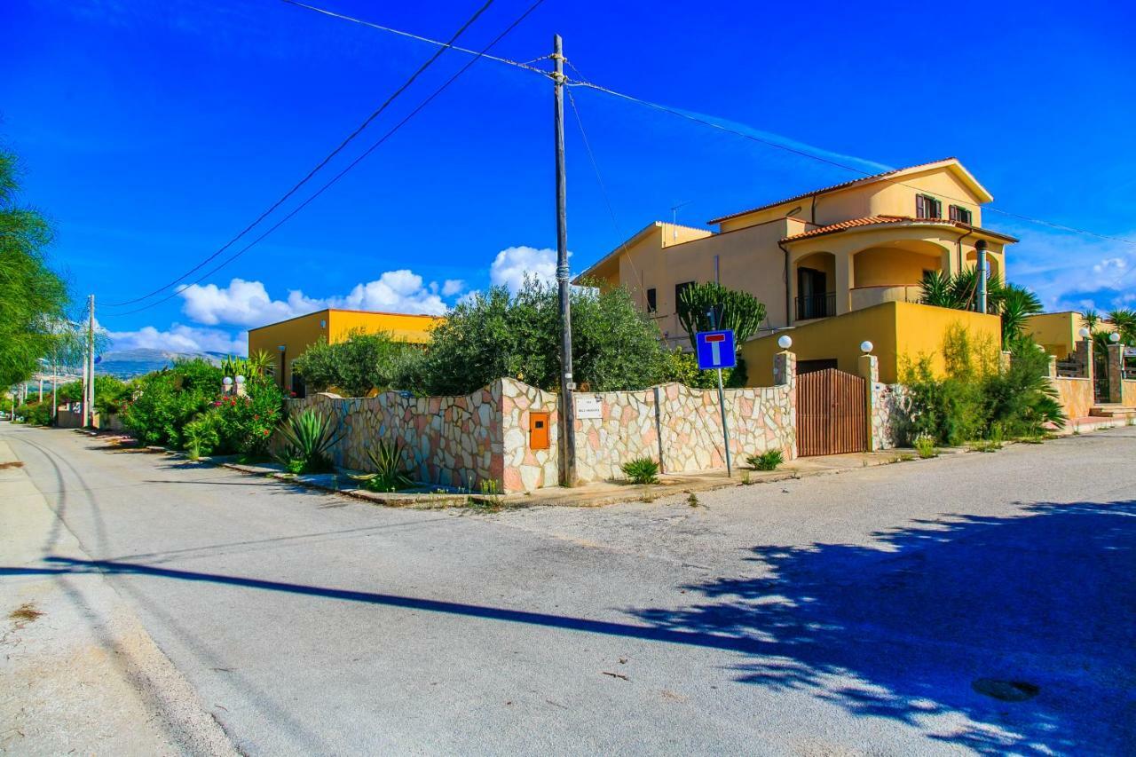 Casa Vacanze L'Orizzonte Aparthotel Valderice Eksteriør bilde