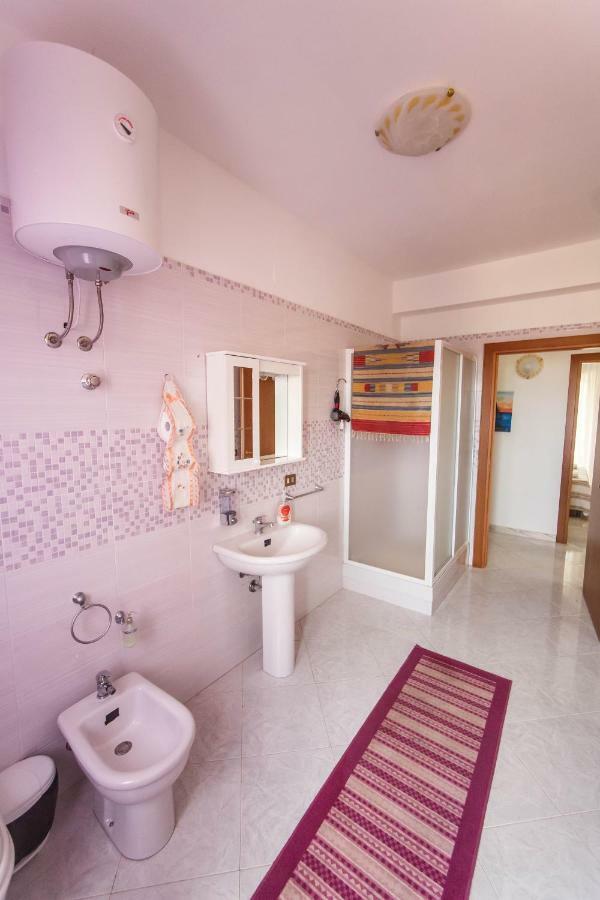 Casa Vacanze L'Orizzonte Aparthotel Valderice Eksteriør bilde