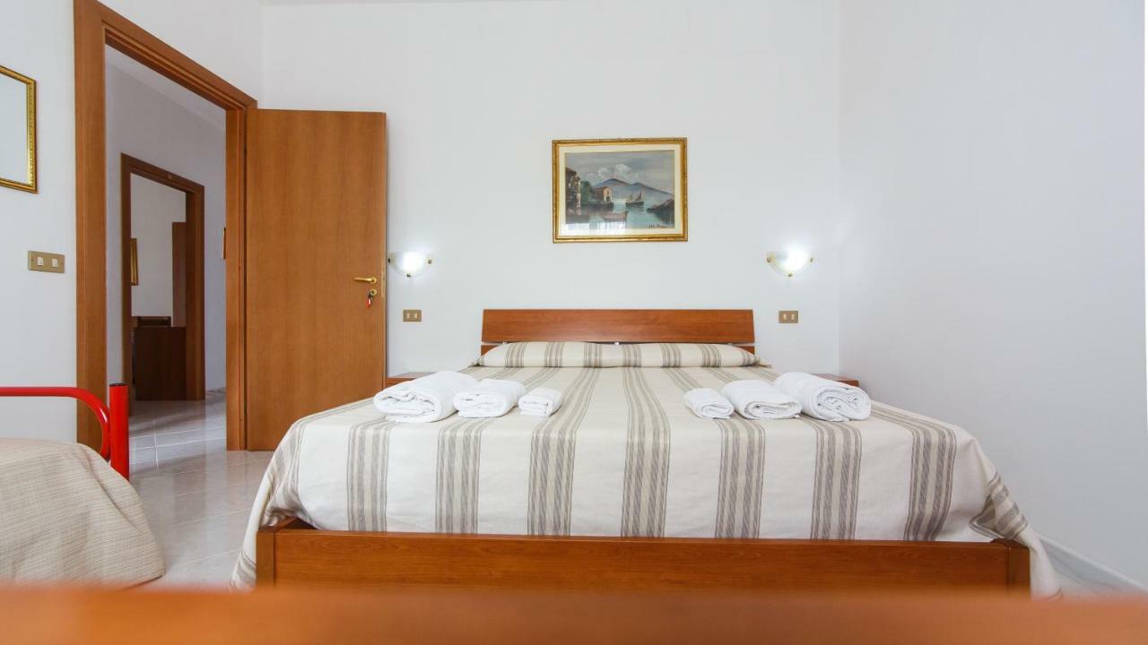 Casa Vacanze L'Orizzonte Aparthotel Valderice Eksteriør bilde