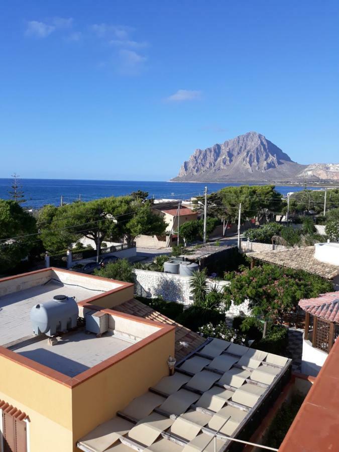 Casa Vacanze L'Orizzonte Aparthotel Valderice Eksteriør bilde