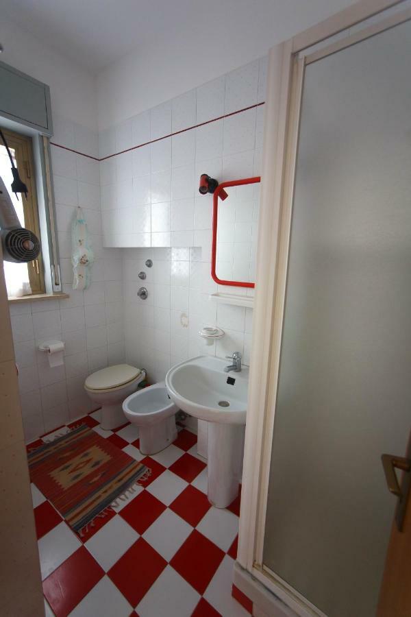 Casa Vacanze L'Orizzonte Aparthotel Valderice Eksteriør bilde